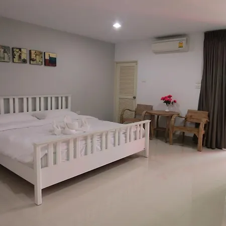 Siam Privi Hotel